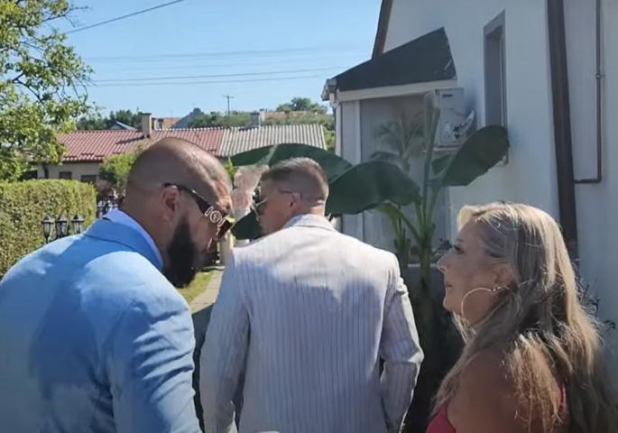 SVE O SVADBI OD MILION DOLARA: Osvanuo privatan snimak iz doma Dragojevića – Tenzija bila ogromna! Evo šta se dešavalo! (VIDEO)