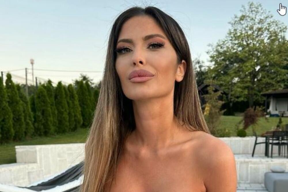 ANA RADULOVIĆ SE GUŠILA U SUZAMA PRIJE EMISIJE: Voditeljka zablistala pred kamerama, a pred ulazak u studio bila emotivno razorena