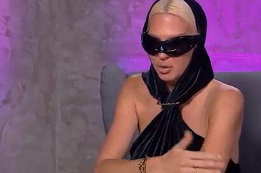 “ŽAO MI JE ZBOG SVEGA”: Jelena Karleuša prvi put progovorila o Duškovoj majci! Evo u kakvim je odnosima sa svekrvom